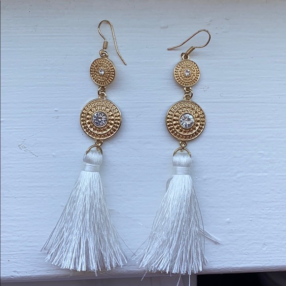 Forever 21 Jewelry - White and Gold Earrings